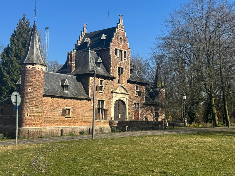 PRACHTIG DAKAPPARTEMENT MET 2 SLPK EN TERRAS!! - photo 2