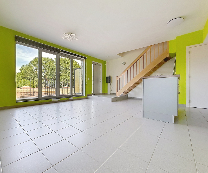 Gezellig duplexappartement met terras &amp; autostaanplaats - foto 2