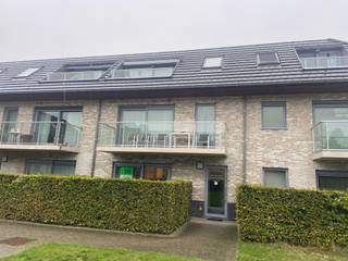 Op een boogscheut van het centrum van Torhout en op wandelafstand van de markt van Wijnendale, scholen en lokale handelaars is dit...