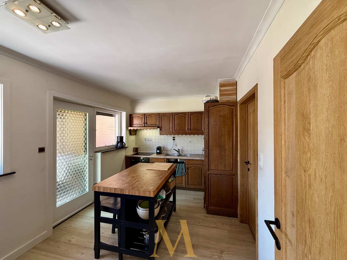 Lichtrijke gezinswoning met 4 slaapkamers, tuin en garage in Deerlijk - photo 4