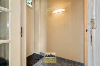 <p>"ABSOLUTE TOPPER" - Afspraak ENIGE BEZOEKDAG ENKEL telefonisch via Randy Remue op 0479/ 99. 99. 90, meer info via Facebook "remuerandy" - LIKE de pagina en blijf op de hoogte van alle nieuwe woningen. De stukken van de woning zijn te consulteren op www.immo-zone.be. Deze knappe en instapklare woning vinden we terug te Gentsesteenweg 249, Erpe-Mere. Indeling: Via de inkomhal stappen we binnen in een open, luchtige leefruimte met zit- en eetgedeelte. De ruimte vloeit naadloos over in de moderne, open keuken. Aansluitend op de keuken is er een praktische bergruimte. Vanuit de zithoek is er toegang tot de zongerichte tuin. Vervolgens begeven we ons naar het 1e verdiep waar we de 2 slaapkamers en moderne badkamer met douche en wastafel terugvinden. Op het 2e verdiep vinden we de ruime 3e slaapkamer terug, perfect als master suite. De uiterst mooie tuin vinkt alles af met het reeds aangelegde terras, gazon en gezellige zitcorner. De woning beschikt tevens over een kelder en ruime garage die toegankelijk is via de lange zijdelingse oprit. Er zijn ook zonnepanelen aanwezig. Deze woning is een ABSOLUTE TOPPER voor starters, gezinnen of investeerders. Gunstig gelegen vlakbij winkels, scholen, openbaar vervoer en autosnelweg. P-score: A / G-score: A.<br />VOOR ZEER SNELLE BESLISSERS!!<br />IMMO ZONE RHODELAND RANDY REMUE - 0479/ 99. 99. 90</p>