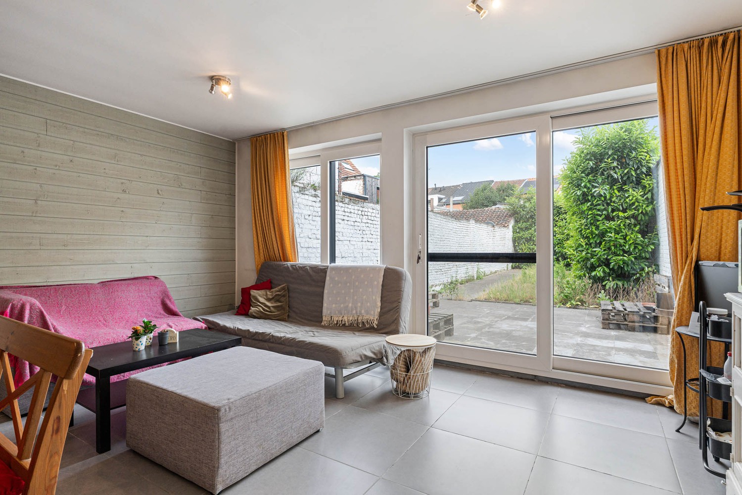 Gerenoveerd en energiezuinig appartement met 3 slaapkamers, 2 badkamers en een tuin nabij het station te centrum Leuven! - foto 2