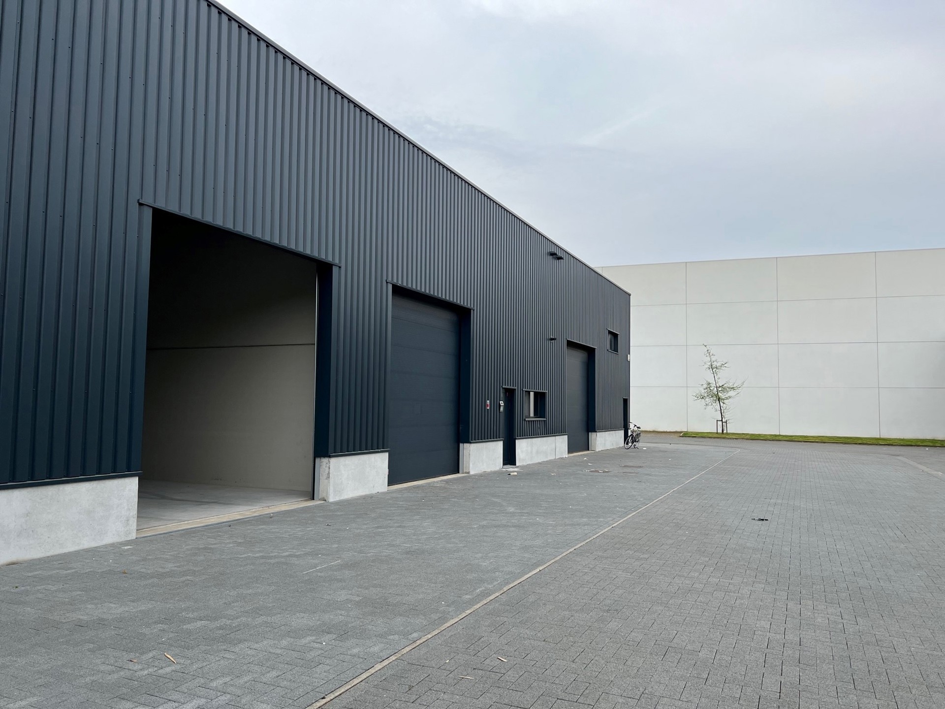 Commercial for rent in Kontich