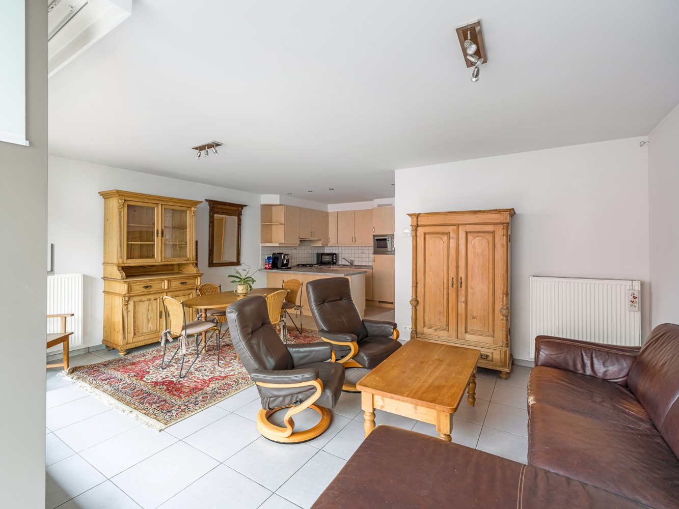 Centraal gelegen appartement met 2 slpk. en overdekt terras - foto 5