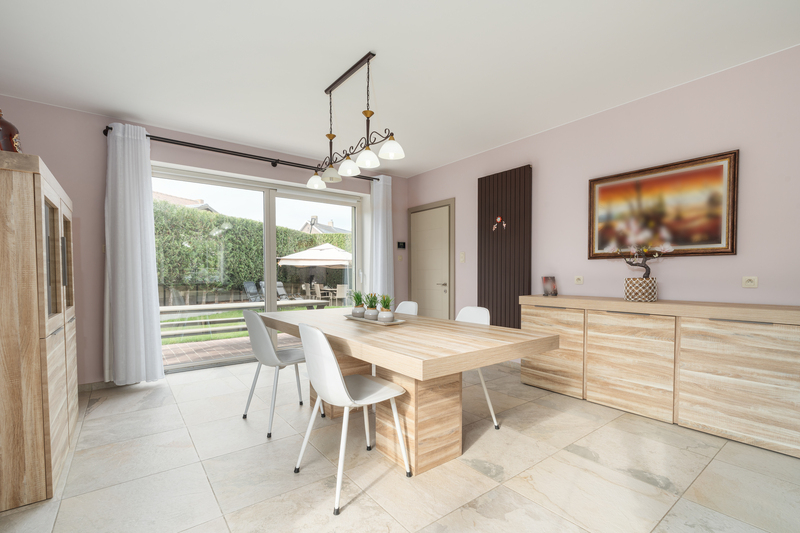 Ruime, instapklare villa nabij centrum Beitem – op slechts 10 min van Roeselare voorzien van  5 à 6 slpks. - foto 2