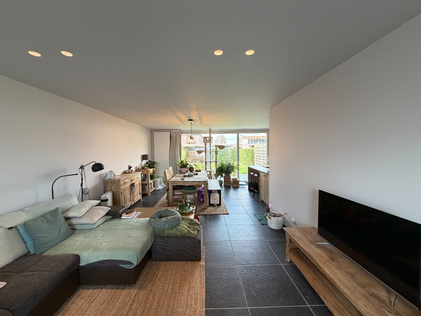 Rustig gelegen rijwoning met 3 slaapkamers, garage en zonnepanelen – Herdersstraat 33, Zulte - foto 5