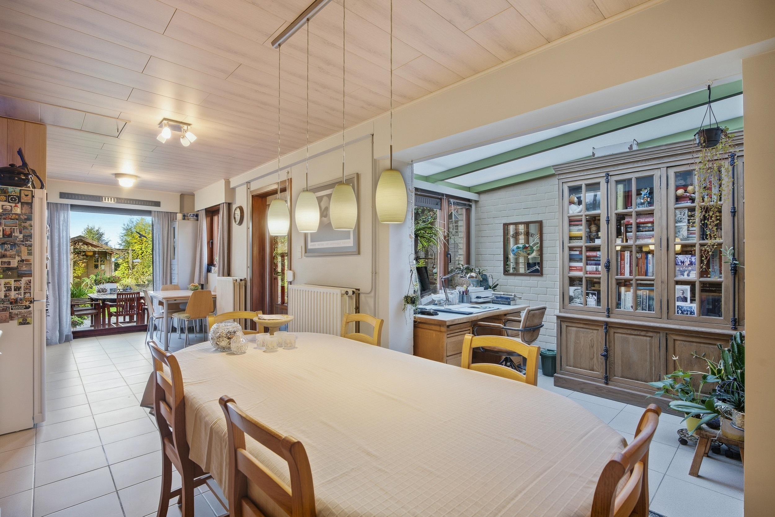 Eengezinswoning met 3 slaapkamers en ruime tuin - foto 4