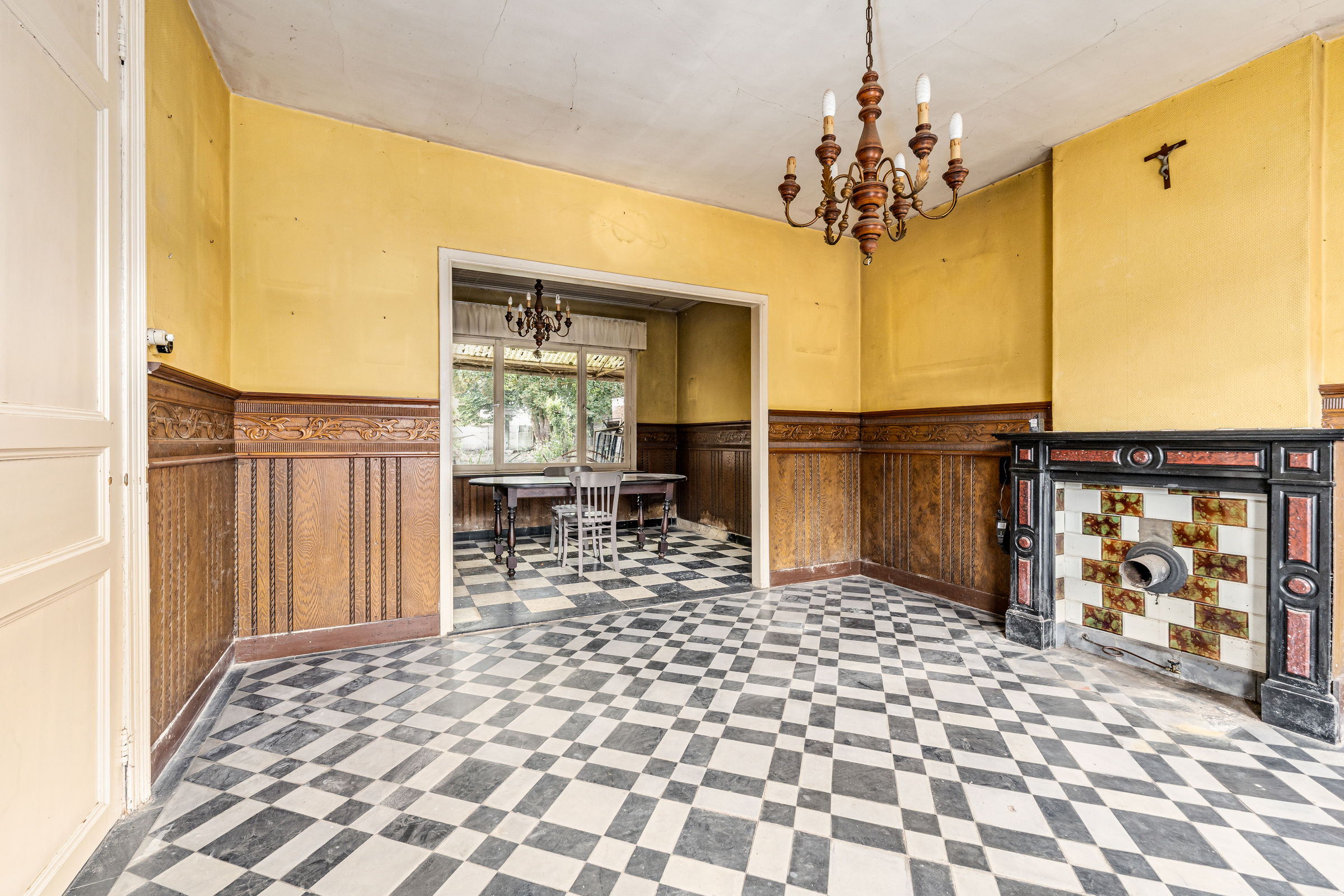 Te renoveren woning met veel potentieel op mooi perceel - foto 4
