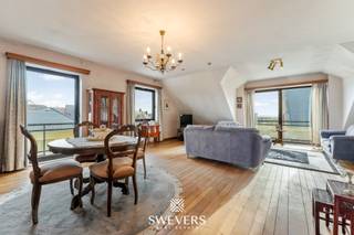Voor meer info en foto’s, surf naar www.swevers.be – Ontdek dit instapklare appartement van 124 m² op de derde en hoogste verdieping van een...