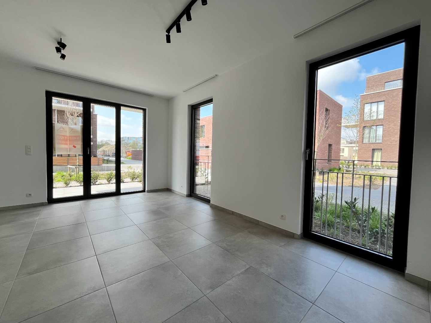 Prachtig 1 slpk-appartement met terras en autostaanplaats nabij het Galgenweel - foto 4