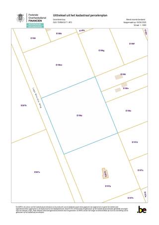 <p>Langs de Hoge Miertse Heide in Oud-Turnhout richting Ravels bevindt zich dit mooi, rechthoekig bosperceel met een oppervlakte van ca. 6.340 m² (80 meter breedte op 76 diepte) . Het perceel is begroeid met een gevarieerde bosbeplanting en volwassen bomen en biedt een unieke combinatie van natuur, rust en privacy.  Vroeger stond hier een heuse en volledig ingerichte chalet, maar die is ondertussen weggehaald.</p><p>Een belangrijke troef is de uitstekende bereikbaarheid. Langs het perceel werd een betonnen weg aangelegd, waardoor het perceel het hele jaar door vlot toegankelijk is. Langs de rechterkant loopt ook nog eens een servitudeweg zodat je deze ook langs daar gemakkelijk kan bereiken. De ligging te midden van uitgestrekte velden en natuur zorgt voor een aangename, groene omgeving met een open karakter. Toch is de bewoning dichtbij, alleen is er net geen zicht op.</p><p>Het perceel is kadastraal gekend als bosgrond en maakt deel uit van een omgeving met een hoge natuurwaarde. Bovendien bevindt het zich niet in overstromingsgevoelig gebied en beschikt het over een gunstige P-score A.</p><p>Gvg – Gvv – Gmo <br />Dit betreft geen aanbod. Alle informatie werd te goeder trouw verstrekt en is steeds onder voorbehoud van materiële vergissingen en/of wijzigingen. De vermelde oppervlaktes zijn louter indicatief en niet bindend.</p>