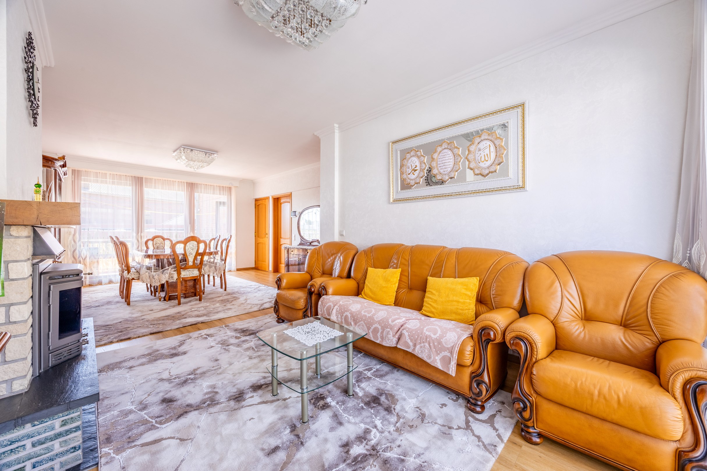 APPARTEMENT MET 3 SLAAPKAMERS EN GARAGE - foto 2