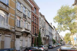 Ontdek deze charmante en karaktervolle burgerwoning op een toplocatie vlakbij 't Groen Kwartier en met zicht op het bruisende PAKT. Deze...
