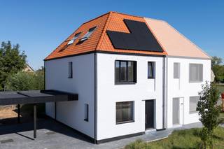 Deze ruime BEN woning is gebouwd met oog voor detail, waarbij telkens een stap verder is gezet dan “de standaard”.Dankzij een E-peil van 9,...