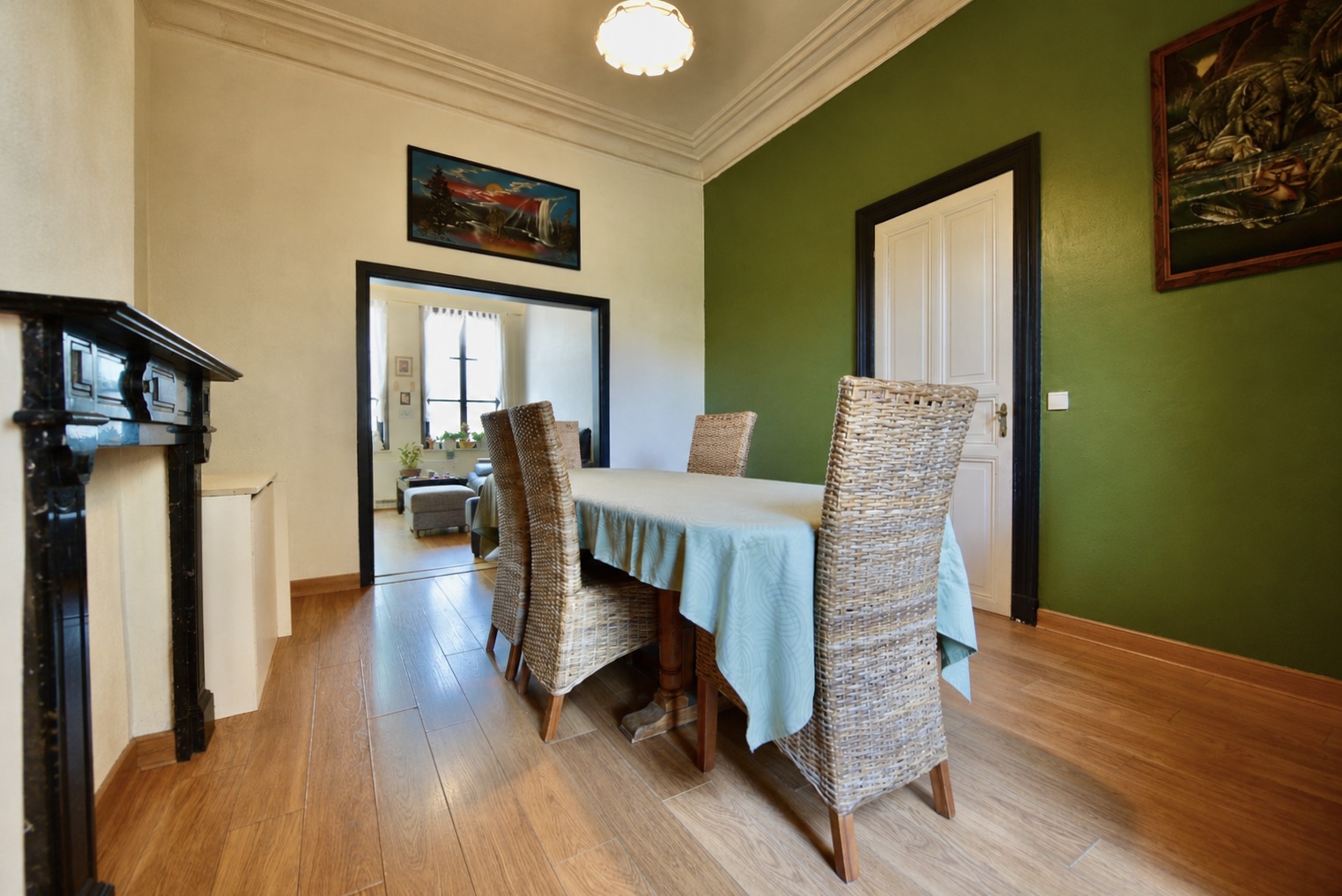 Karaktervol herenhuis met zonnige tuin, 3+2 slpk, tuin en tal van mogelijkheden in het centrum voor 249.000 EUR - foto 5
