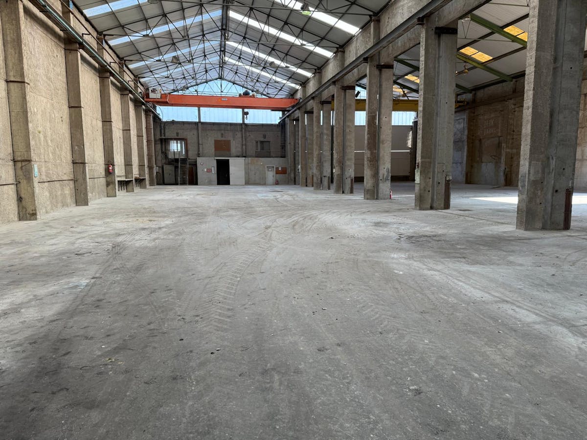 Magazijn (4.214 m²) met kantoor en buitenruimte te huur Aalter - foto 2