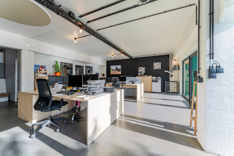 Instapklaar bedrijfsgebouw op strategische ligging te huur in Roeselare - foto 5