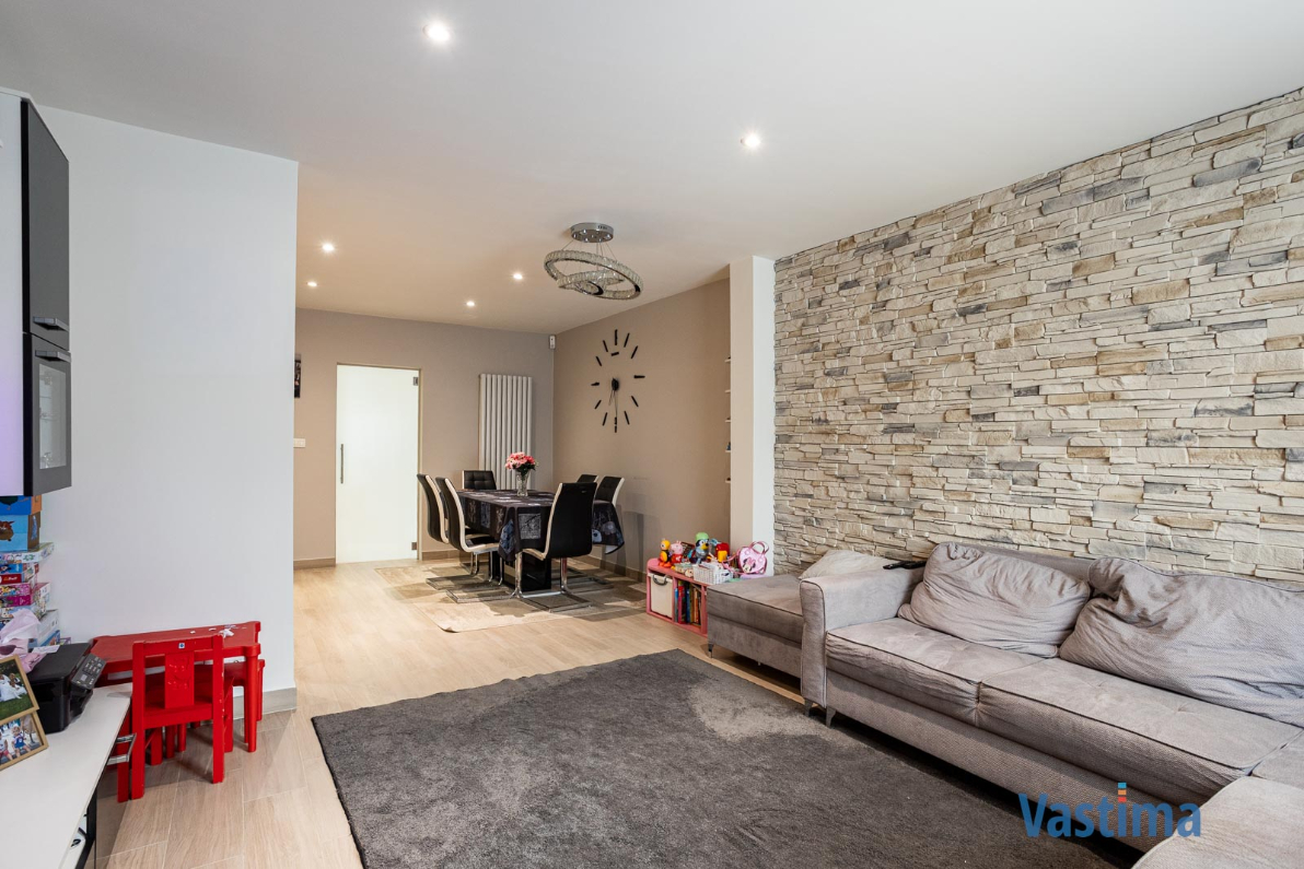 Instapklare, energiezuinige familiewoning met 4 slaapkamers, tuin en garage - foto 2