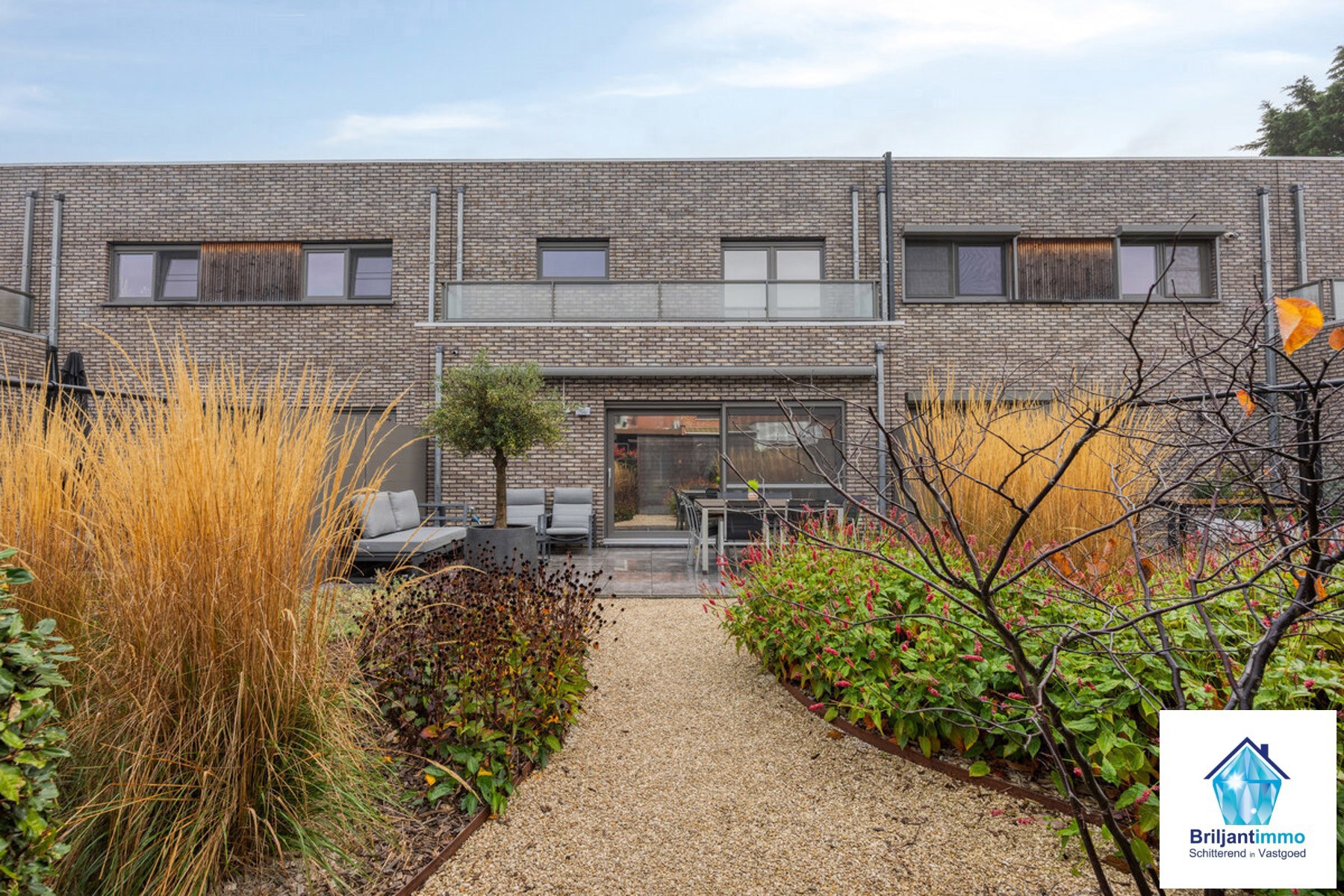 Nieuwbouw te Mechelen-Zuid met 3 slp, dubbele garage en tuin - foto 1