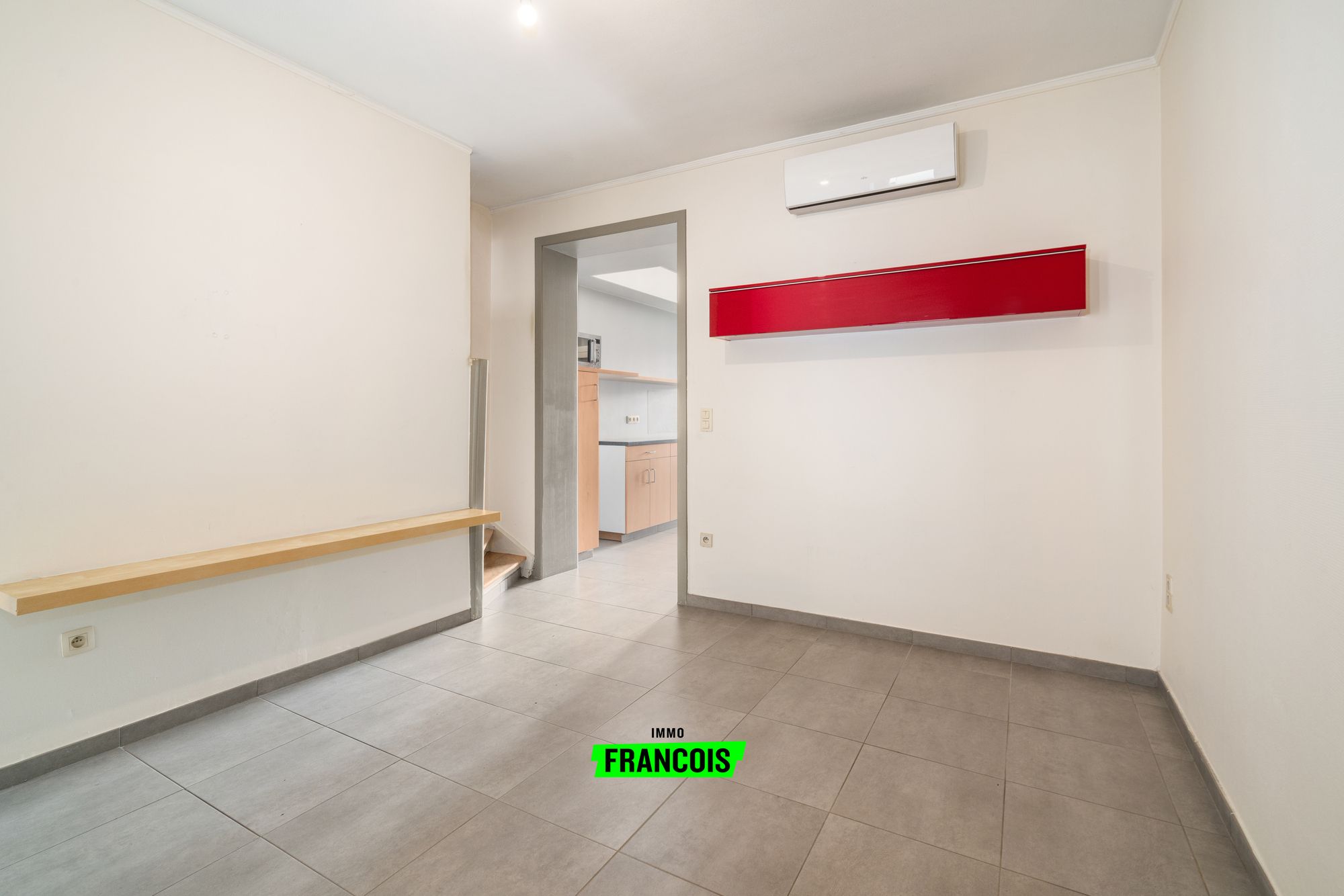 Instapklare gezinswoning met gunstig EPC in hartje Sint-Lievens-Houtem - foto 5