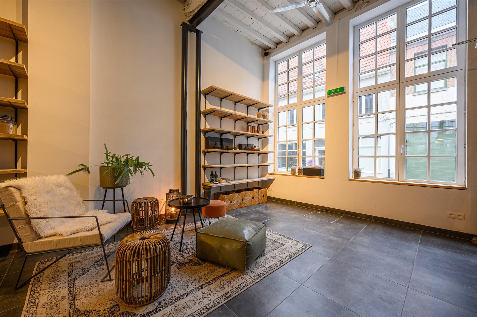 Volledig gerenoveerd herenhuis in het historisch centrum van Mechelen - foto 3