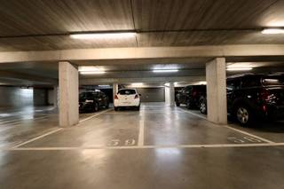 Garage à louer à Tamise