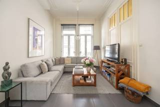 Karaktervolle herenwoning met ziel én toplocatieIn een van de meest charmante straten van Antwerpen, pal aan het bruisende maar groene hart van de...