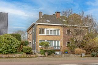 Ruime ééngezinswoning met 3 slaapkamers te Groot-Bijgaarden (Dilbeek)Deze zeer solide en uitstekend onderhouden halfopen bebouwing combineert ruimte,...