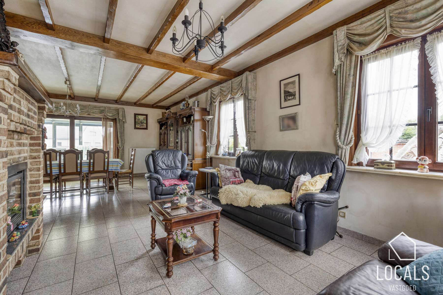 Zeer goed onderhouden ruime open bebouwing te Kerksken - foto 4