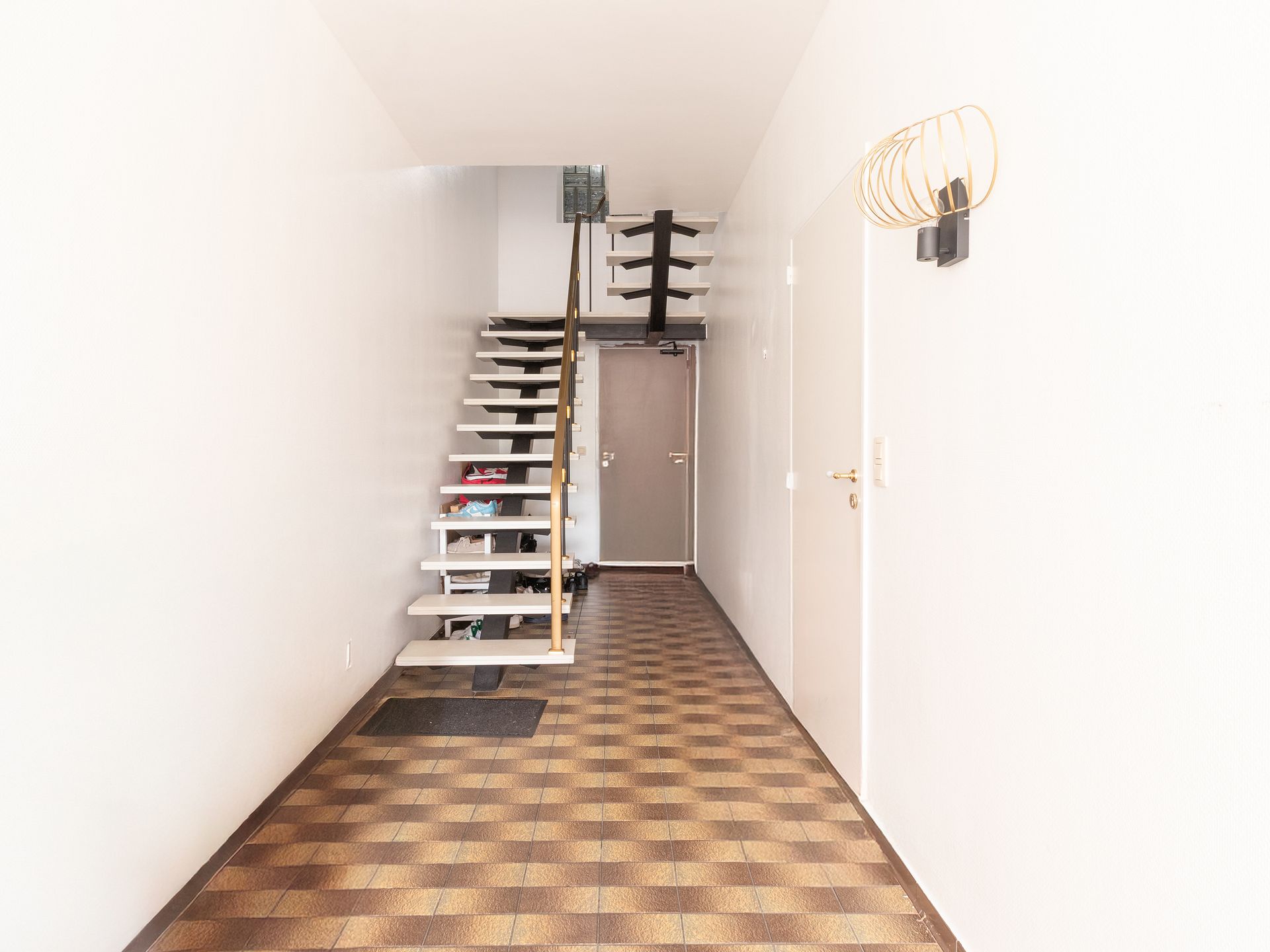 Handelspand met ruim duplex appartement - foto 2
