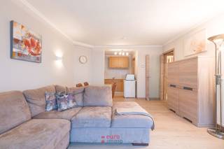 Dit verzorgd en volledig gemeubeld appartement met twee slaapkamers is gelegen in de charmante Residentie Edelweis te Nieuwpoort. Het...