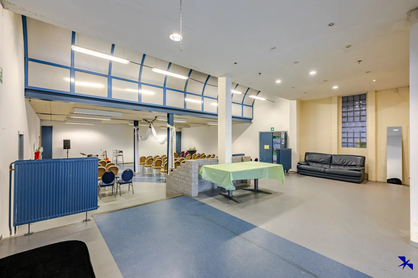 Handelspand met ruim magazijn, ideaal voor diverse zakelijke doeleinden - foto 5