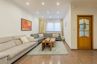 This ready-to-move-in house is an excellent opportunity for those who want to buy a home in the Boom region. Located in a child-friendly...