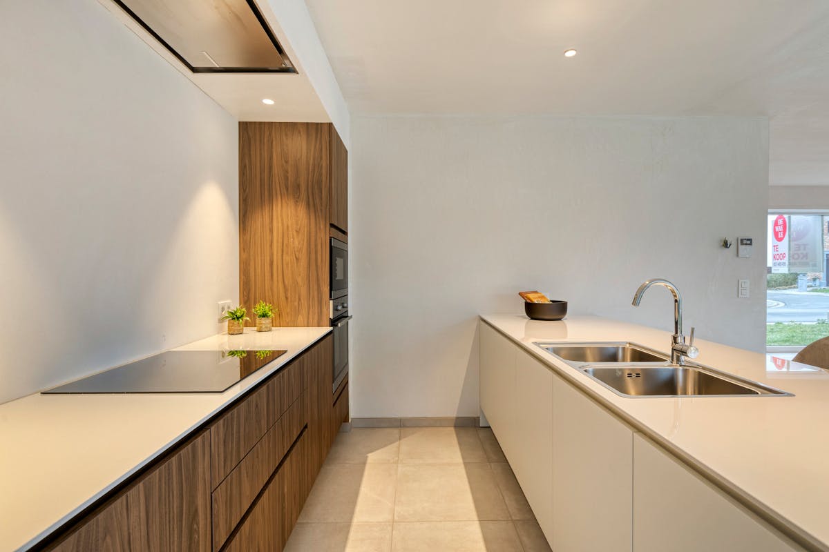 Modern wonen in Krombeke: hoogwaardig nieuwbouwhuis te koop - foto 5