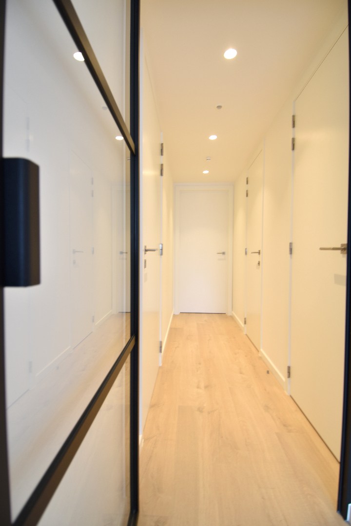 Luxe 1 slaapkamer appartement met terras in centrum Kortrijk - foto 5