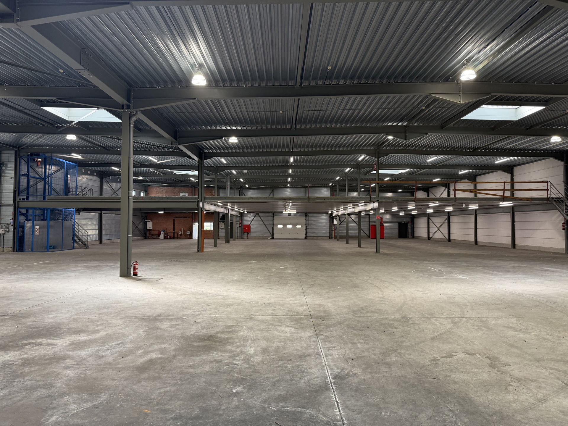 Bedrijfsgebouw te huur in Tongeren - foto 5