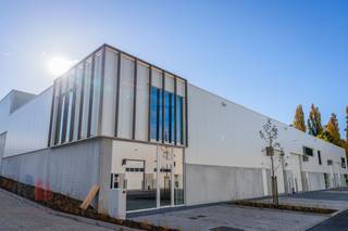 Bedrijvenpark Piepelboom is de ideale keuze voor wie een bedrijfsruimte zoekt op een strategische locatie in Tienen. Dit bedrijvenpark ligt in...