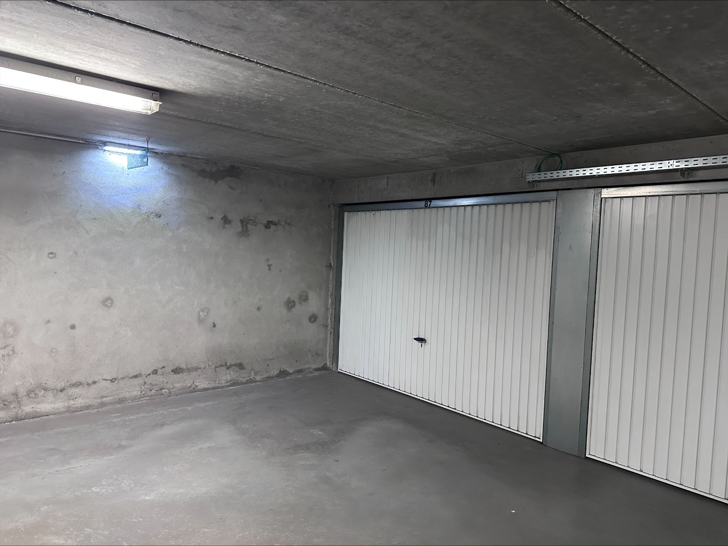 Garage facilement accessible près du centre commercial de Knokke - photo 3
