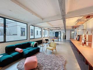 Doe een virtueel bezoek via www.living-stone.be en plan je bezoek in.Kantoorruimte in Brussel (Laken)Dit veelzijdige commerciële pand op de eerste...