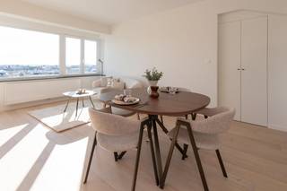 Dit prachtig appartement te koop is gelegen op de 5de verdieping van Residentie Beau Soleil te Oostende - Mariakerke. Hier geniet u vanuit...