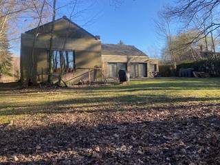 Ontdek deze uitzonderlijk goed onderhouden villa in het groene hart van Kampenhout, pal tegenover het prachtige natuurreservaat Het Torfbroek –...