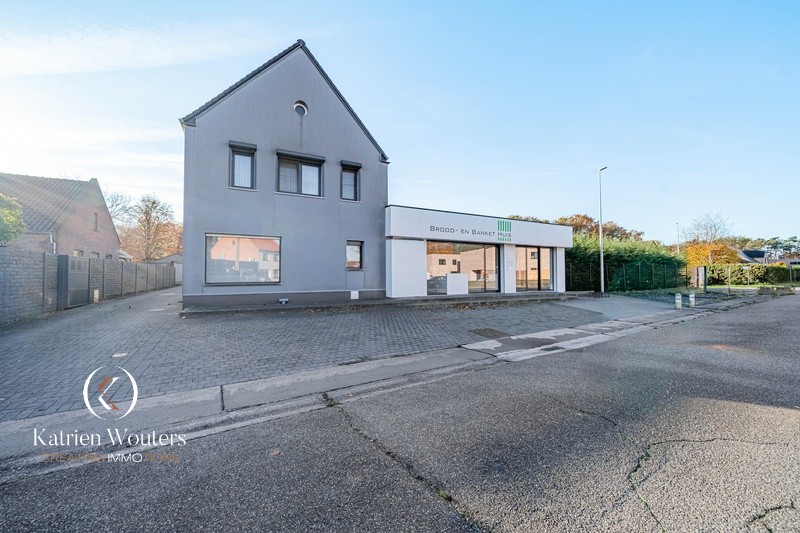 Woning met handelsruimte én enorm veel potentieel - foto 2