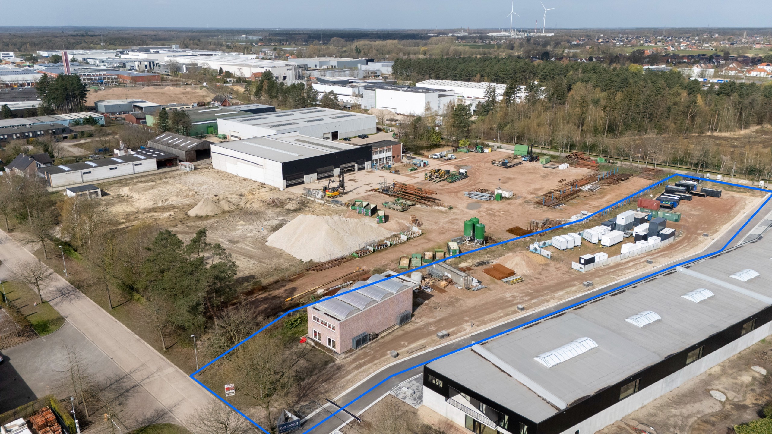 Build-to-suit industrieterrein van 6.627 m² te Beerse - foto 2