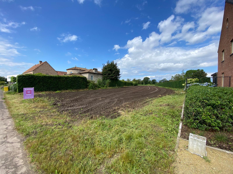 Bouwgrond open bebouwing groot 1914m² en straatbreedte 20m! - foto 4