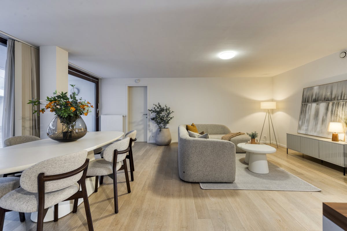 Gelijkvloers appartement met 3 slaapkamers in historisch centrum van Brugge. - foto 2