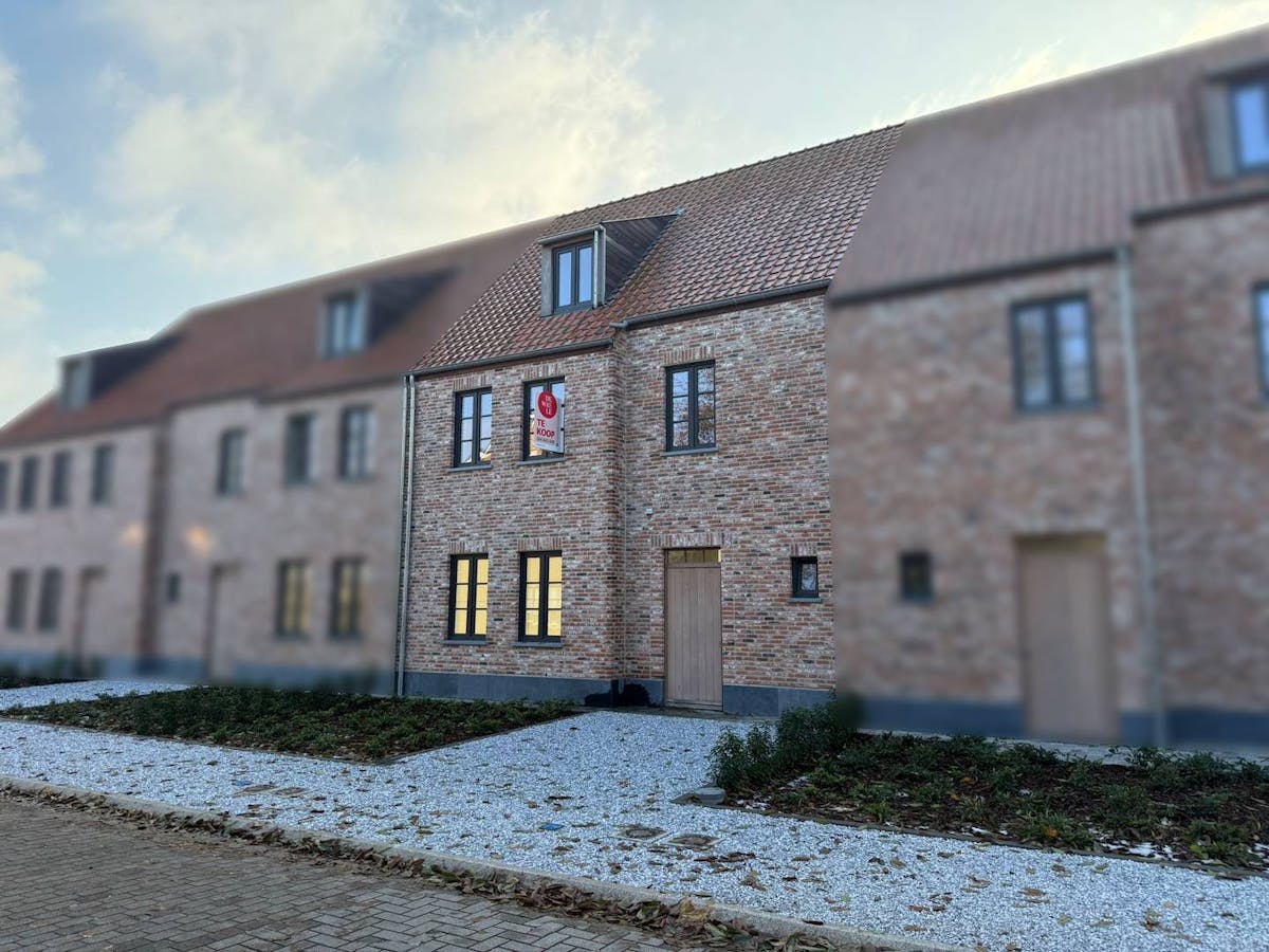 Afgewerkte nieuwbouwwoning te koop in Waregem - foto 1