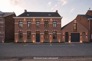 Voor verdere info of een vrijblijvende waardebepaling van uw eigendom: kieran.dams@homixx.be of 016 792 901<br /><br />Bent u op zoek naar een renovatieproject met enorm veel potentieel of naar de perfecte locatie voor uw droomnieuwbouw? Homixx Vastgoed stelt u graag deze unieke opportuniteit voor. Als uw professionele vastgoedpartner begeleiden we u met veel passie bij het ontdekken van de vele mogelijkheden die dit eigendom te bieden heeft.<br /><br />Bij het betreden van de woning komt u terecht in de authentieke eetruimte vooraan, die extra gezelligheid uitstraalt dankzij de charmante houten lambrisering en de mogelijkheid biedt om een pelletkachel te plaatsen. Aansluitend bevindt zich een aparte, rustige zithoek. De keuken is momenteel niet geïnstalleerd en beschikt over een enkele spoelbak, wat u de volledige vrijheid geeft om hier een moderne droomkeuken in te richten. In de opkamer bevindt zich de badkamer, die is uitgerust met een ligbad, een lavabo en een toilet.<br /><br />De bovenverdieping verrast door haar royale ruimte en telt maar liefst een 6-tal kamers, die naar eigen wens kunnen worden ingericht als slaapkamers, dressing of bureau. Daarnaast beschikt de woning over een ruime zolder die extra uitbreidings- of opbergmogelijkheden biedt.<br /><br />Heeft u eerder plannen om volledig nieuw te bouwen? Dit ruime perceel leent zich, mits het verkrijgen van de nodige vergunningen, ook uitstekend voor een prachtig nieuwbouwproject. Een unieke kans om een project volledig naar uw eigen hand en smaak te zetten.