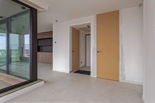 Dit appartement is gelegen op wandelafstand van het centrum van Veurne en nabij heel wat voorzieningen. (Winkels, scholen, het openbaar vervoer,...