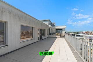 Dit charmant appartement met zéér ruim terras en één slaapkamer is centraal gelegen in de Parklaan in Westende en vormt de ideale uitvalsbasis...