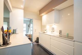 Ontdek deze instapklare en gezellige woning met een praktische indeling, gelegen op een toplocatie in een doodlopende straat. De perfecte plek...